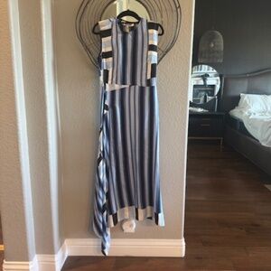 Diane Von Furstenberg 100% Silk Dress